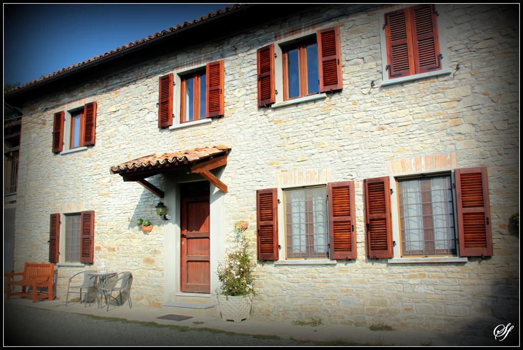 Bed And Breakfast Val D'Oche Castel Boglione Buitenkant foto